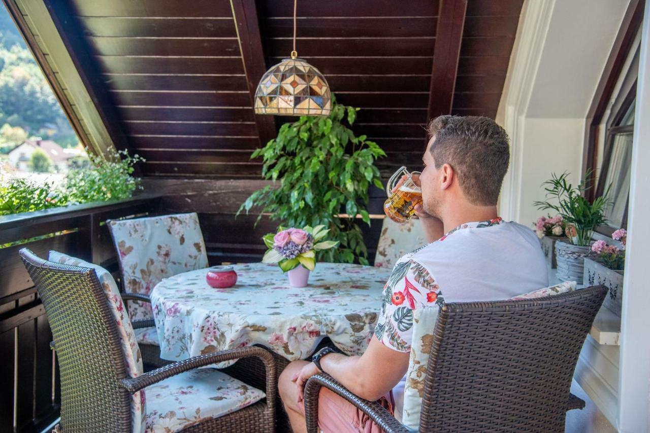Apartmaji Urska Laško Zewnętrze zdjęcie